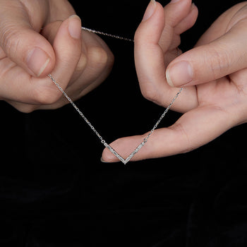 Collier minimaliste en moissanite IE0106 et argent sterling