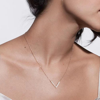 Collier minimaliste en moissanite IE0106 et argent sterling