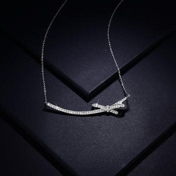 Collier pendentif nœud en moissanite IE0115 en argent sterling