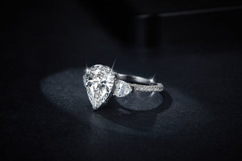 IE0147 5CT WATER DROP PEAR CUT MOISSANITE DIAMOND RING IN STERLING SILVER