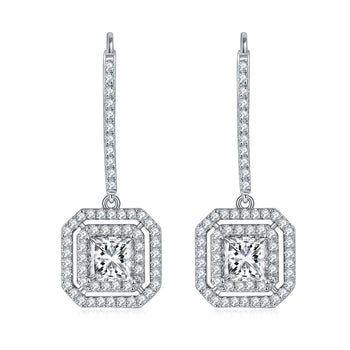 Boucles d'oreilles pendantes en moissanite de forme carrée de 1 carat, serties dans de l'argent sterling (IE0148).