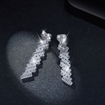 Boucles d'oreilles pendantes à pompon long en moissanite Princess Square IE0158, en argent sterling