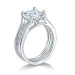 IE0174 PRINCESS CUT MOISSANITE RING IN STERLING SILVER