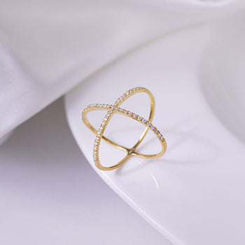 Bague en argent sterling IE0186, sertie de moissanite et de diamants en forme de croix.