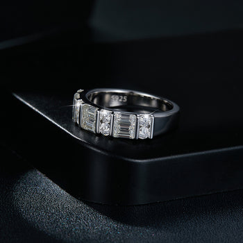 IE0231 ROUND BAGUETTE MOISSANITE DIAMOND RING IN STERLING SILVER