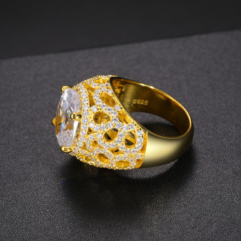 IE0269 9CT OVAL CUT MOISSANITE DIAMOND CLUSTER RING IN STERLING SILVER