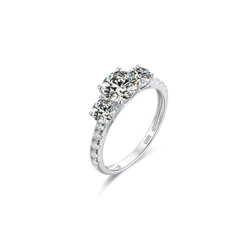 Bague en argent sterling sertie d'un diamant moissanite taille brillant rond de 6,5 mm (IE03171).