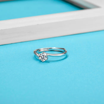 Bague de fiançailles en argent sterling avec moissanite taille ronde de 1 carat (IE04951)