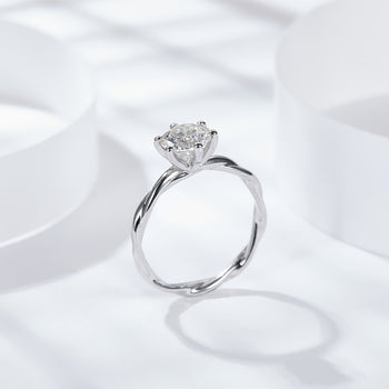 Bague en argent sterling avec moissanite 1 carat à anneau torsadé (IE1017)