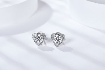 IE4024 Boucle d'oreille puce en argent sterling avec moissanite sertie de 0,5 carat