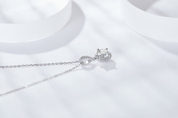 Collier pendentif fleur en jade moissanite 1 carat, argent sterling IE5023