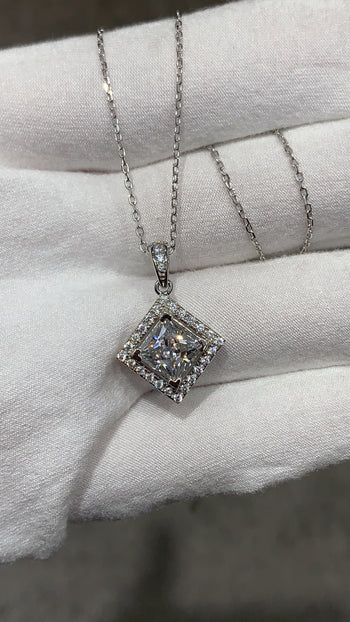 Collier en argent sterling avec moissanite taille princesse 2 carats (IE5033)