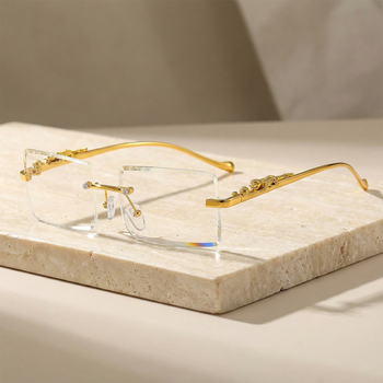 LUNETTES DE SOLEIL MOISSANITE À CROIX GLACÉE