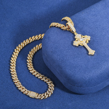 Pendentif en moissanite en forme de croix d'iris et argent sterling