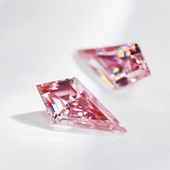 DIAMANTS EN MOISSANITE COUPE EN CERF-VOLANT