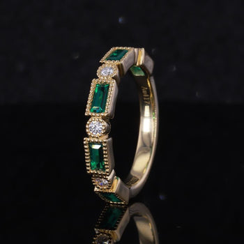 LAB GROWN EMERALD & MOISSANITE DIAMOND RING IN 14K GOLD