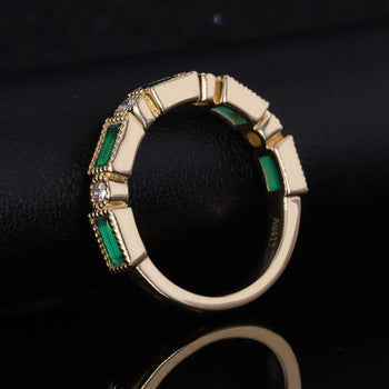 LAB GROWN EMERALD & MOISSANITE DIAMOND RING IN 14K GOLD