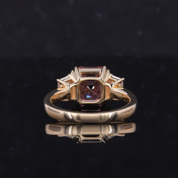 THREE STONE LAB GROWN PADPARADSCHA PINK SAPPHIRE RING IN 10K SOLID GOLD