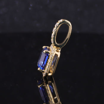 ASSCHER CUT LAB GROWN ROYAL BLUE SAPPHIRE PENDANT IN 18K SOLID GOLD