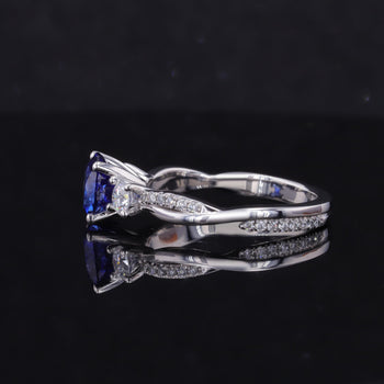 ROUND CUT LAB GROWN SAPPHIRE ROYAL BLUE RING IN 14K SOLID GOLD