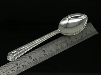 LAUREL LEAVES SPOON IN STERLING SILVER