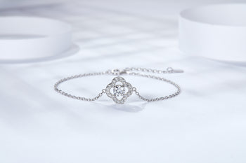 MOISSANIT-ARMBAND MIT BLATTKLEE-MOISSANIT AUS STERLINGSILBER