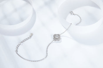 MOISSANIT-ARMBAND MIT BLATTKLEE-MOISSANIT AUS STERLINGSILBER