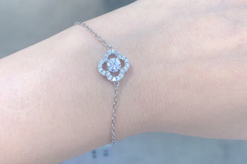 MOISSANIT-ARMBAND MIT BLATTKLEE-MOISSANIT AUS STERLINGSILBER