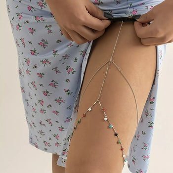 MODULAR DRAPE THIGH CHAIN