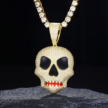 COLLIER PENDENTIF CRÂNE DE TERRE D'EXTRATERRESTRE EN MOISANITE ET ARGENT MASSIF