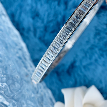 Ohrring mit keltischem Knoten aus Sterlingsilber