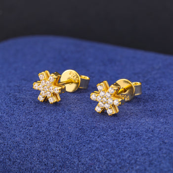 Weihnachts-Schneeflocken-Ohrstecker aus Sterlingsilber mit Moissanit