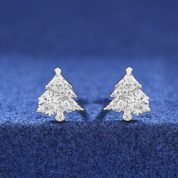 Boucles d'oreilles puces en forme de sapin de Noël en moissanite et argent sterling