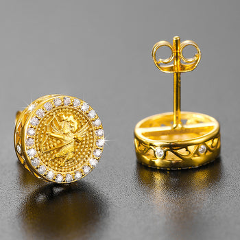 Boucles d'oreilles puces Cupidon en moissanite et argent sterling