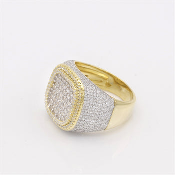 Bague de championnat en argent sterling sertie de diamants moissanite en forme de baguette