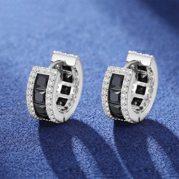 MOISSANIT-DIAMANT-OHRRINGE IM SCHWARZEN SMARAGDSCHLIFF AUS STERLINGSILBER 