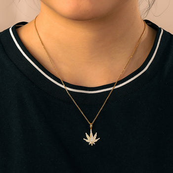 Anhänger in Form eines Cannabisblatts aus Moissanit-Diamanten in Sterlingsilber