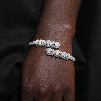 BRACELET JOINT EN ARGENT MASSIF ET MISSANITE, ORNÉ D'ÉTOILE ET DE DIAMANTS