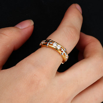 Kreuzring mit Moissanit-Diamanten in Sterlingsilber 