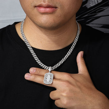 Pendentif étiquette d'un dollar en diamant moissanite et argent sterling 