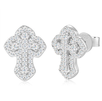 Boucles d'oreilles puces en forme de croix double couche serties de diamants moissanite et montées sur argent sterling 