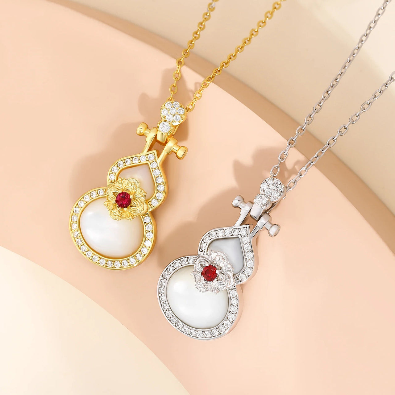 MOISSANITE DIAMOND DOUBLE SIDED PEARL GOURD PENDANT IN STERLING SILVER