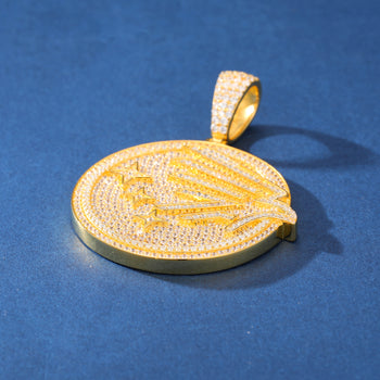 Pendentif en argent sterling avec pièce de monnaie en forme de colombe sertie de diamants et de moissanite