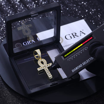 Pendentif croix en moissanite sertie de diamants, en argent sterling