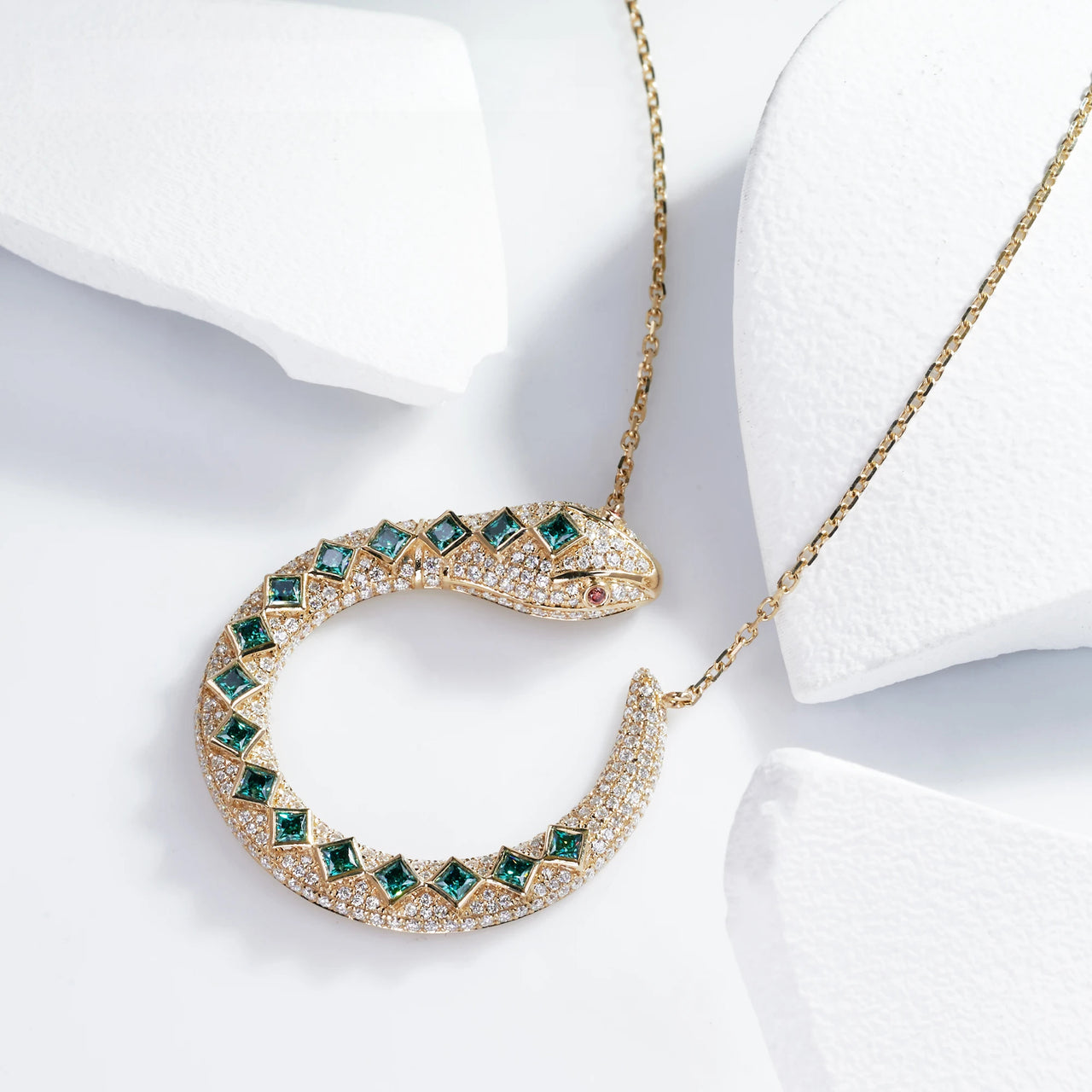 MOISSANITE DIAMOND EMERALD SERPENT PENDANT IN SOLID GOLD