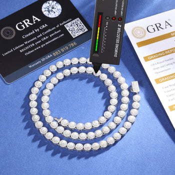 Collier ou bracelet tennis en argent sterling, orné de moissanite, de diamants et de perles d'eau douce.