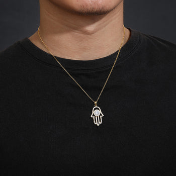 Collier pendentif main de Hamsa en moissanite et diamants, en argent sterling