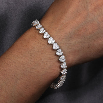 MOISSANITE DIAMOND HEART TENNIS CHAIN BRACELET IN STERLING SILVER - IVORY & EBONY
