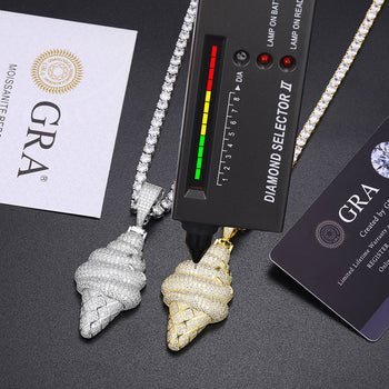 Collier pendentif en forme de cornet de glace serti de diamants et de moissanite, en argent sterling