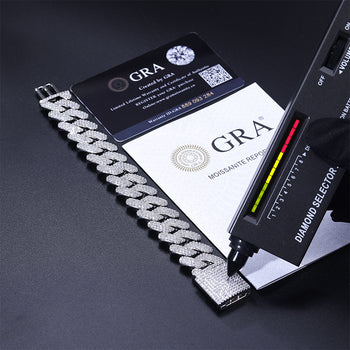 MOISSANITE DIAMOND 18MM CUBAN LINK BRACELET IN STERLING SILVER - IVORY & EBONY